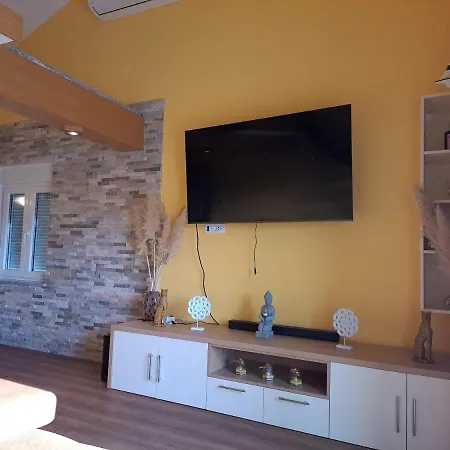 Vidas Apartment Palit